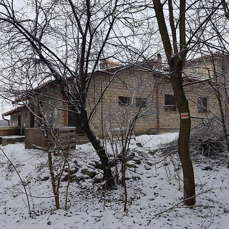 Old Stone Villa Obarok Exterior foto