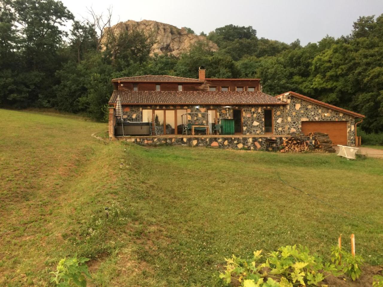 Old Stone Villa Obarok Exterior foto